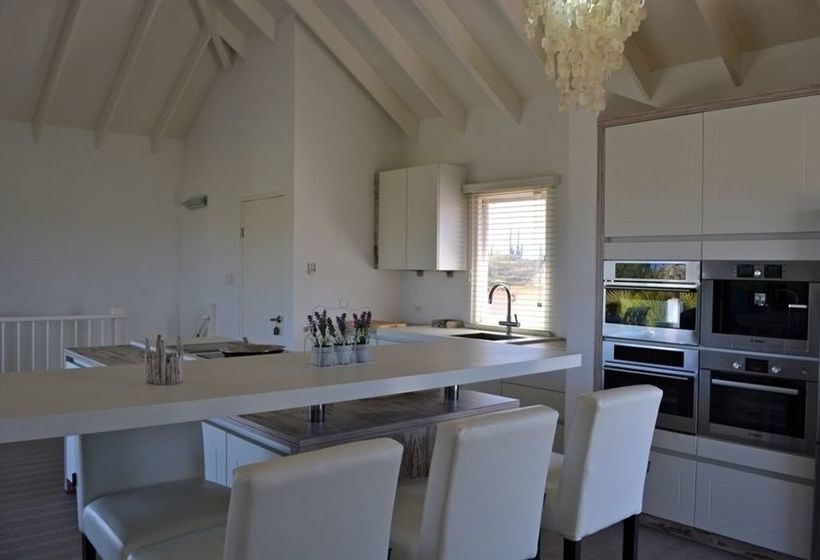 هتل Villa Bon Vista