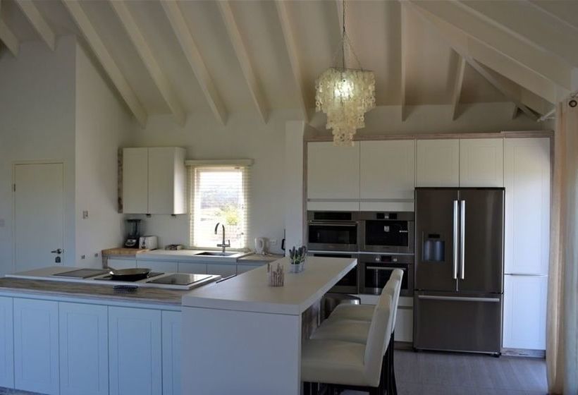 هتل Villa Bon Vista