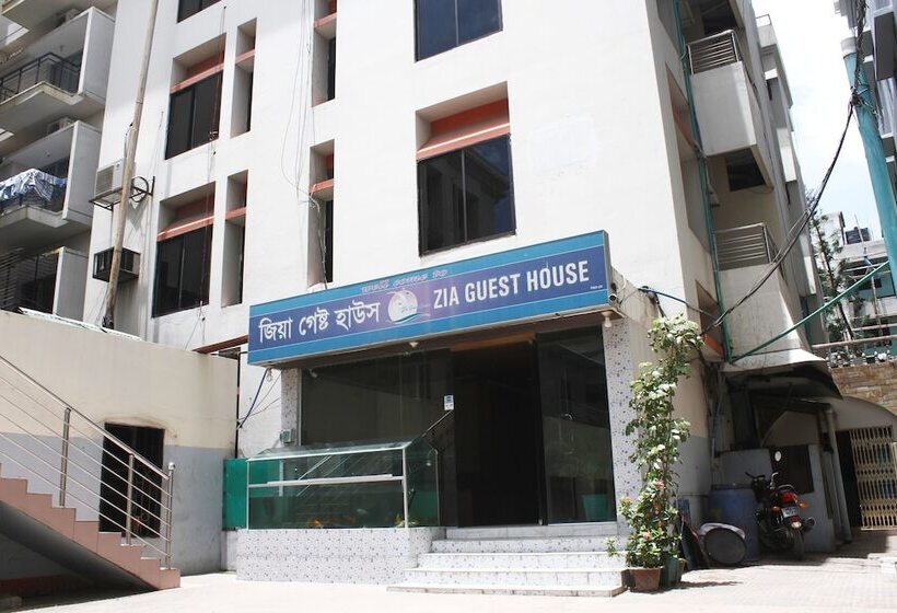 هتل Zia Guest House