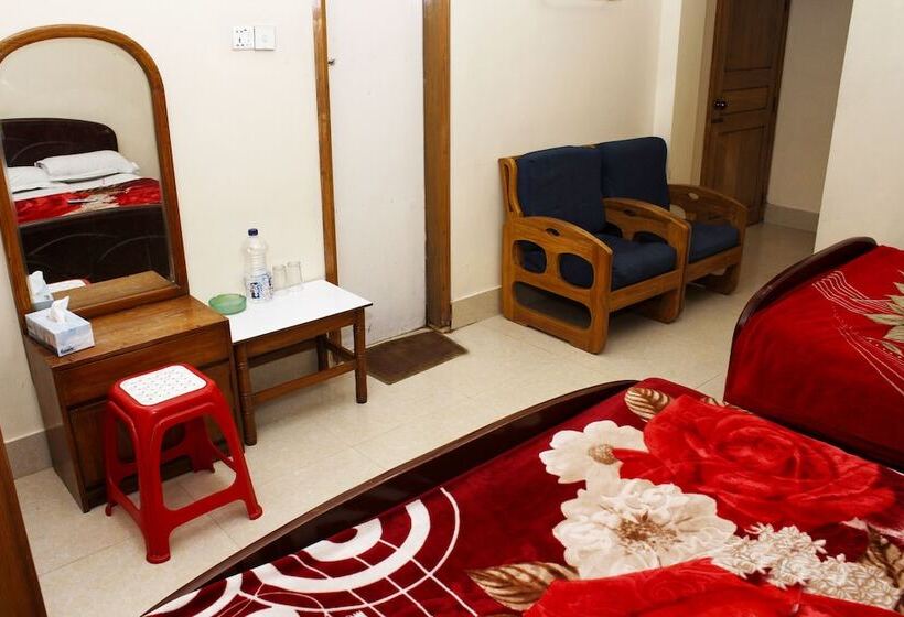 هتل Zia Guest House