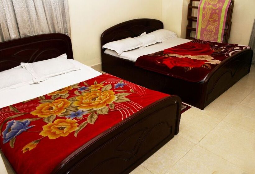 هتل Zia Guest House