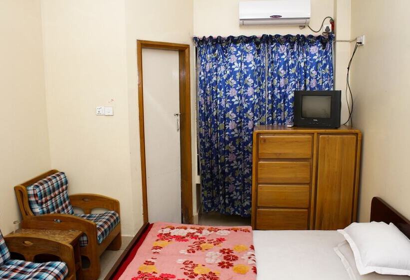 هتل Zia Guest House