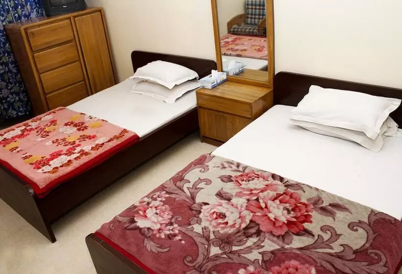 هتل Zia Guest House