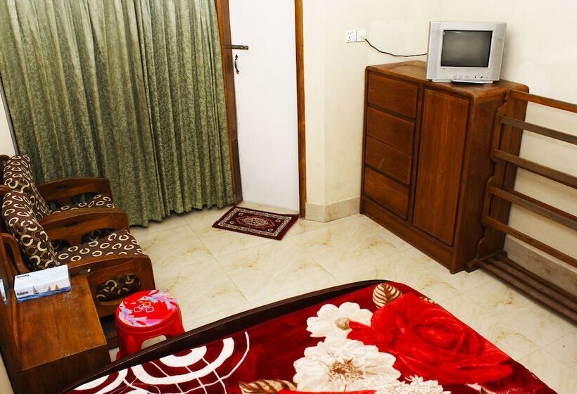 هتل Zia Guest House