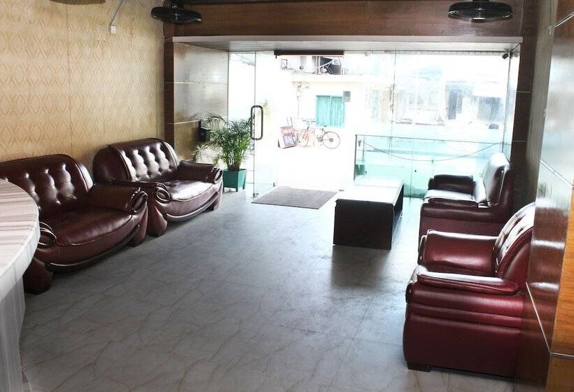 هتل Zia Guest House