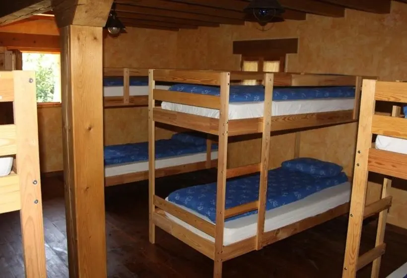 簡易ホテル El Escondite Del Miera