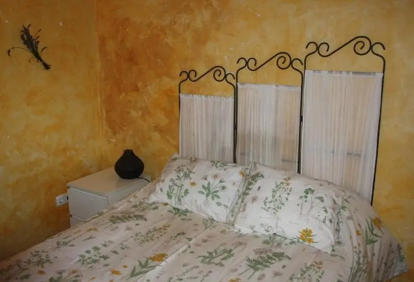 簡易ホテル El Escondite Del Miera