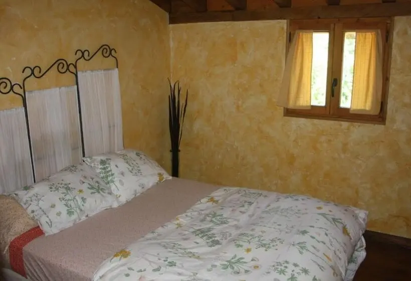 簡易ホテル El Escondite Del Miera