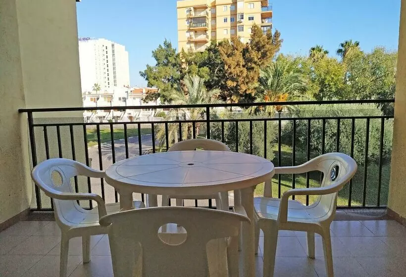 Apartamentos Mistral 3000