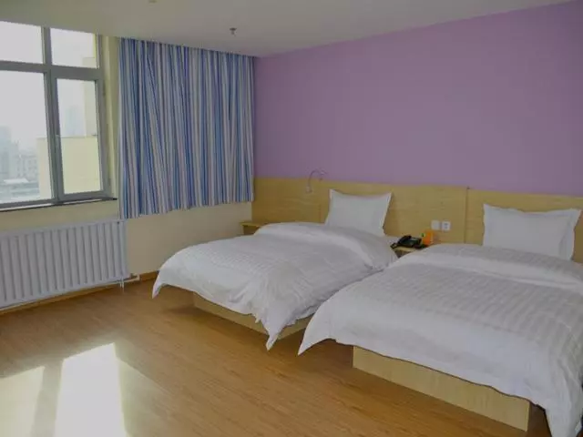 ホテル 7days Inn Urumqi Yan An Road Branch