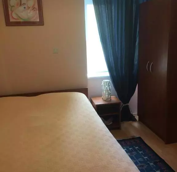 Hotel Apartments Mila