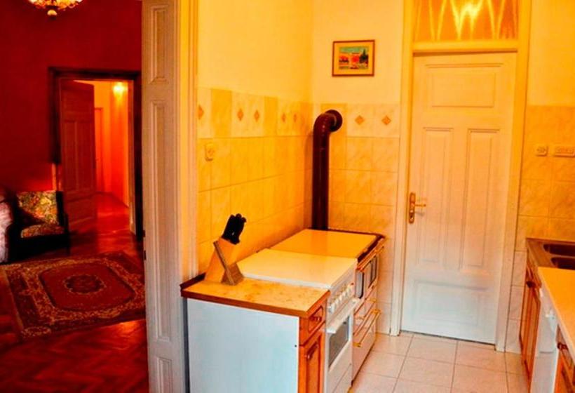 فندق Apartments Mila