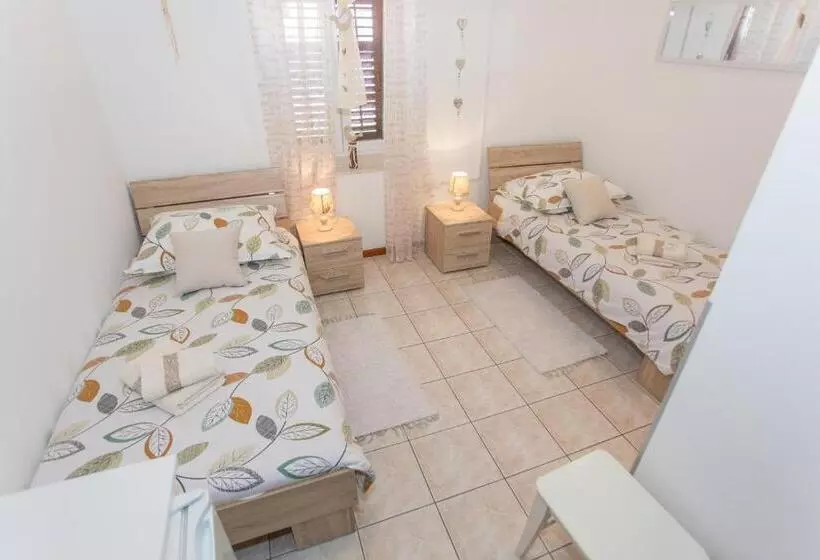 Hotelli Apartments Villa Sol