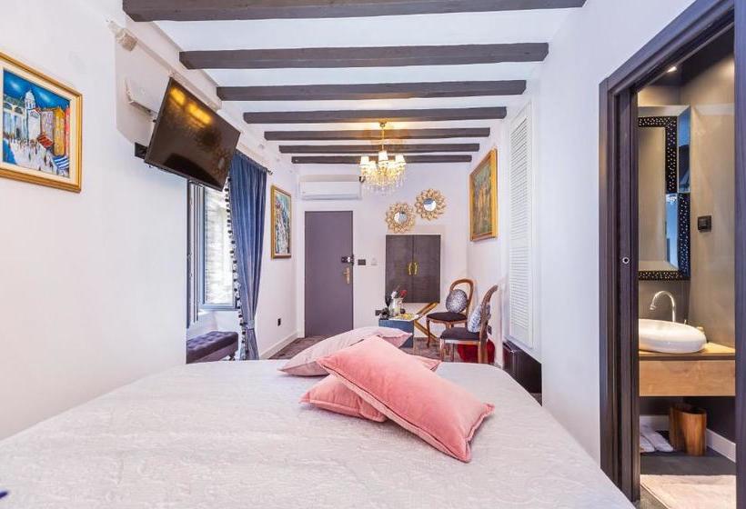 Отель B&b Apartments And Studios Lanii