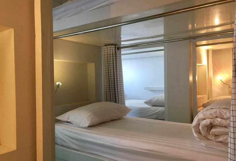 ホテル Best Stay Hostel