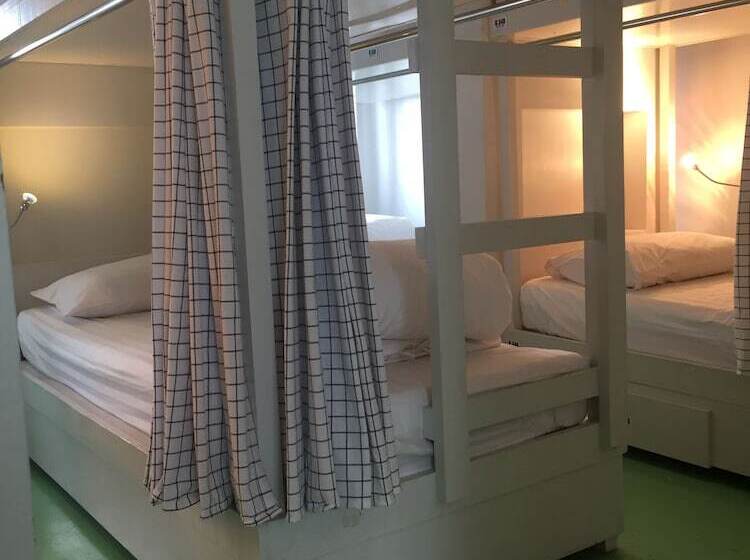 ホテル Best Stay Hostel