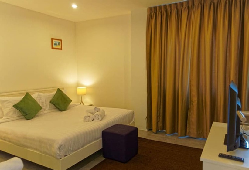 هتل Living Residence Phuket