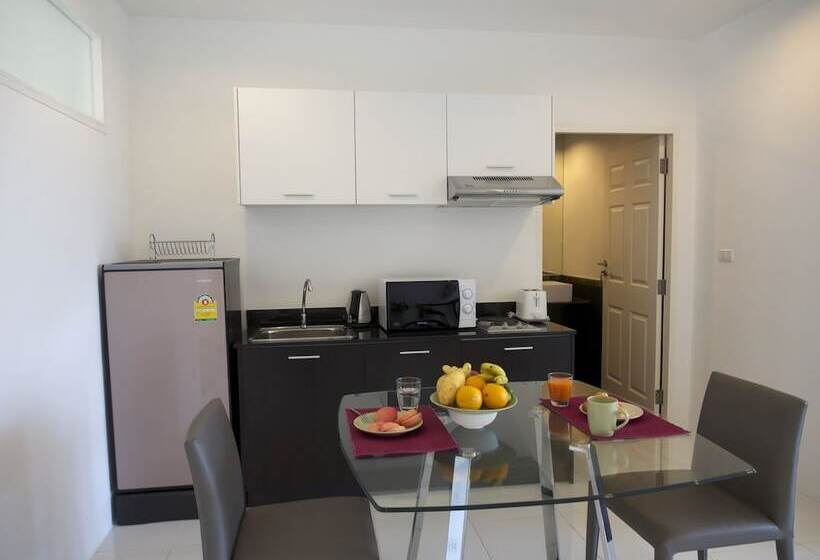 هتل Living Residence Phuket