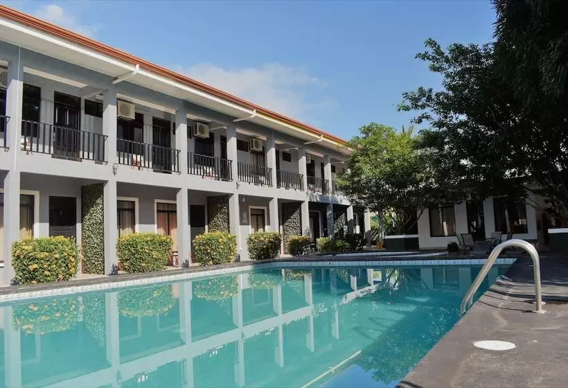 Hotelli Marino Lodge