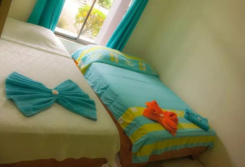 Hotelli Marino Lodge