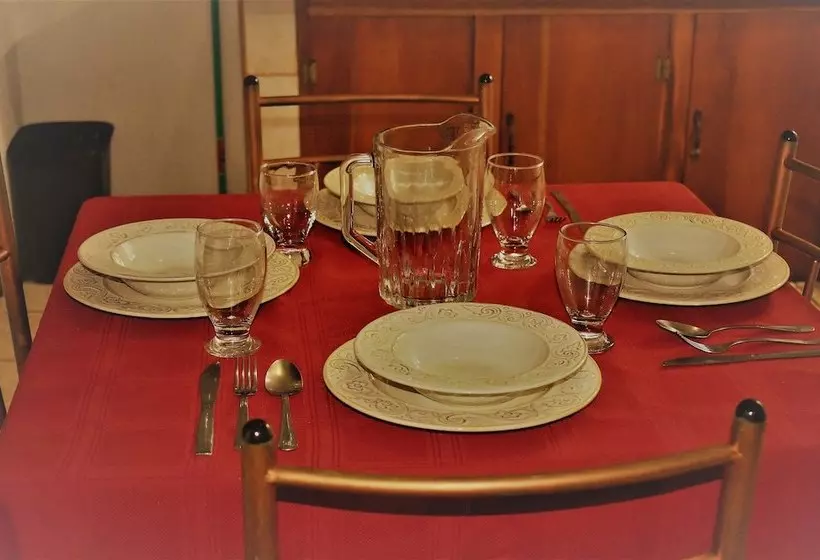 Hotelli Marino Lodge