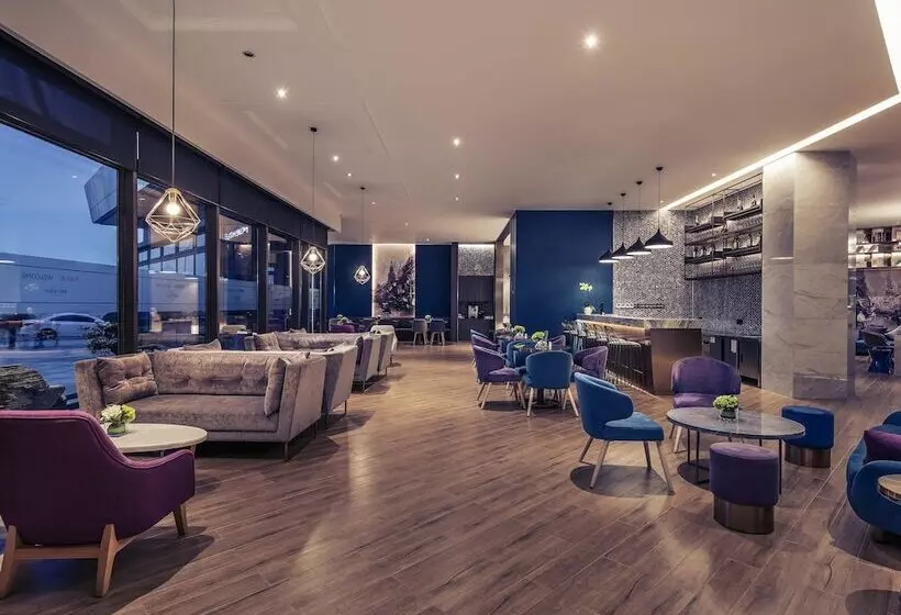 Hotelli Mercure Shanghai Necc