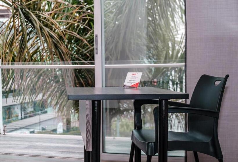 هتل Portal Del Norte Armenia