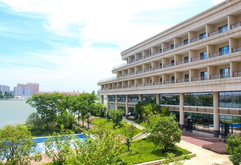 Radisson Blu Hotel Wuhan Etd Zone