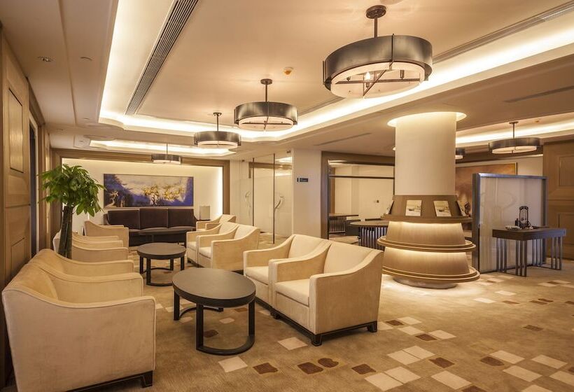 Radisson Blu Hotel Wuhan Etd Zone
