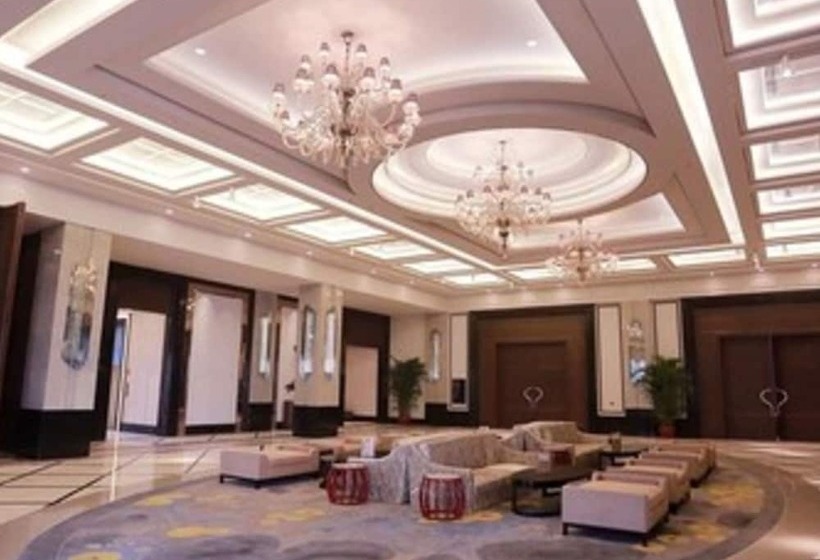 Radisson Blu Hotel Wuhan Etd Zone