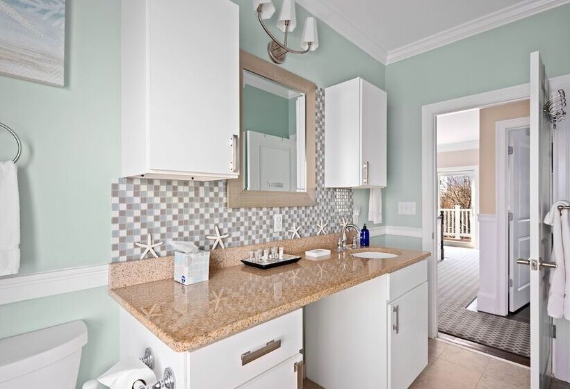 호텔 The Beacon Waterfront Inn