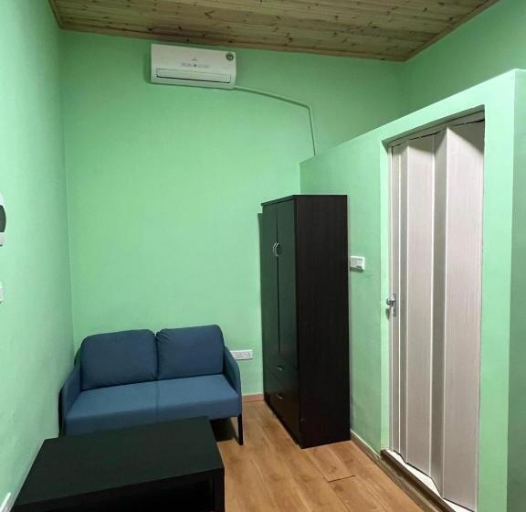 Hotel Zouglas App Guesthouse