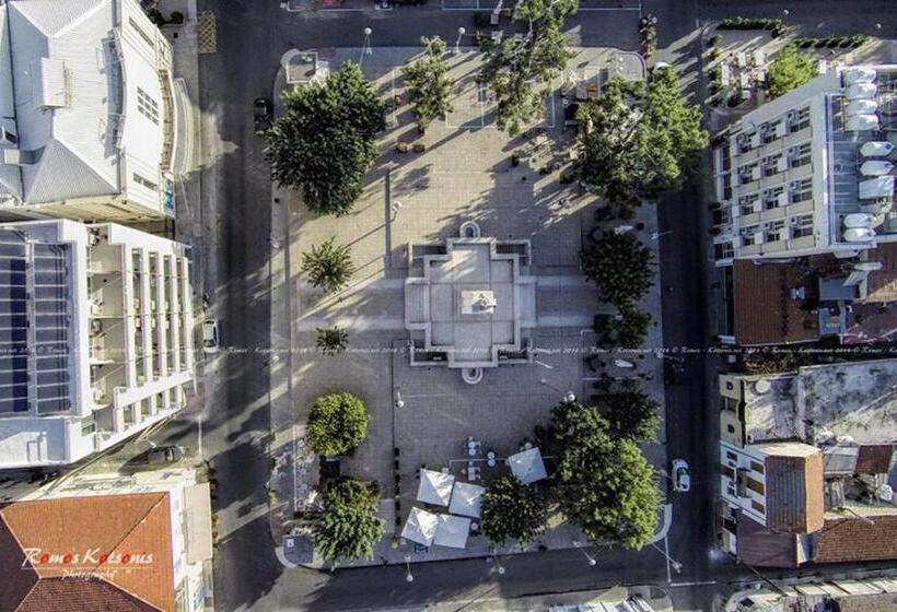 Hotel Zouglas App Guesthouse