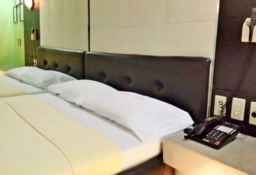 Orchids Drive Inn Hotel And Restaurant