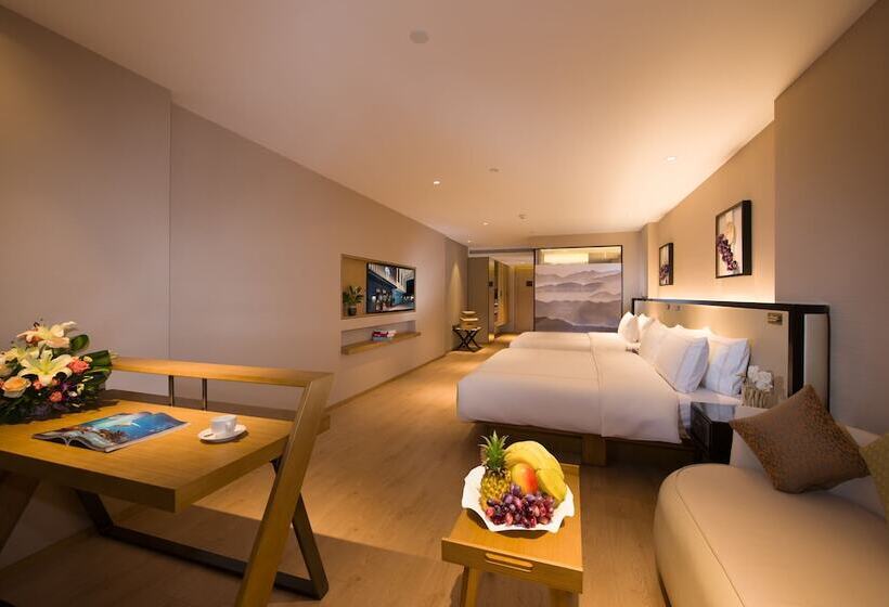 The Hotel V Nanjing Confucius Temple