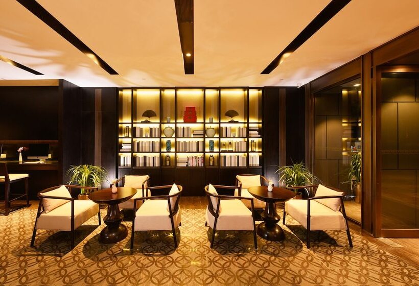 The Hotel V Nanjing Confucius Temple