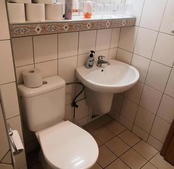 ホテル Chata Pod Jedľou