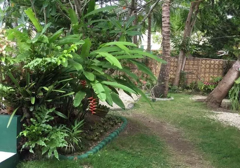 ホテル Bamboo Paradise Beach Resort