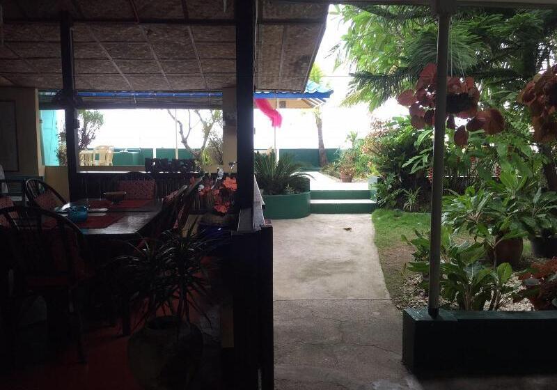 Hotel Bamboo Paradise Beach Resort