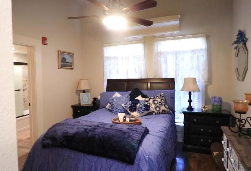 فندق Bridget S B&b