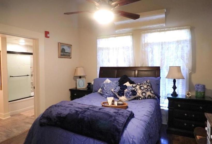 فندق Bridget S B&b