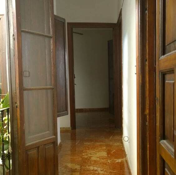 هتل Casa Patio De La Vega