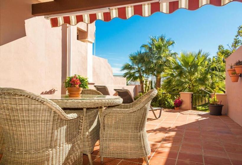 Hotel Cipreses House