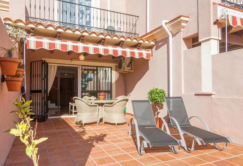 Hotel Cipreses House