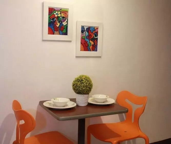 Hotelli Frederick S Apartelle