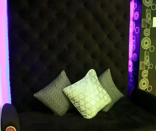 Hotelli Frederick S Apartelle