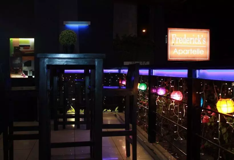 Hotelli Frederick S Apartelle