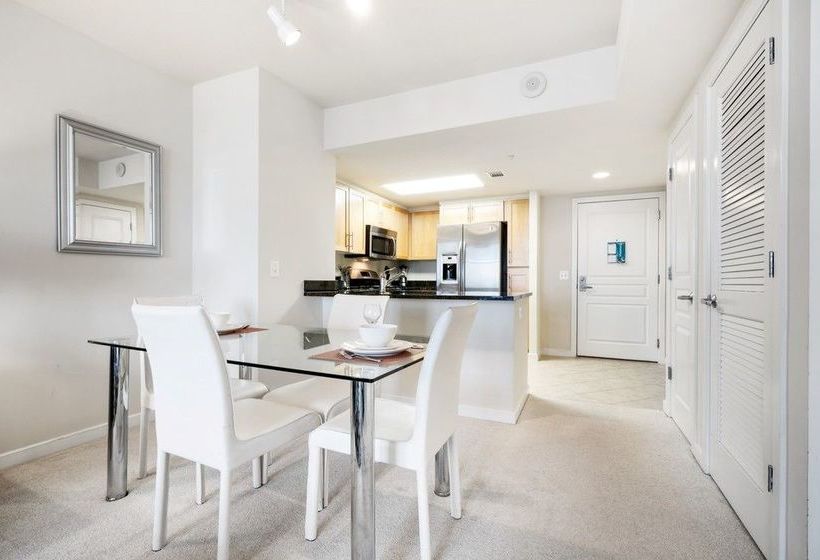 فندق Global Luxury Suites at Metropolitan South