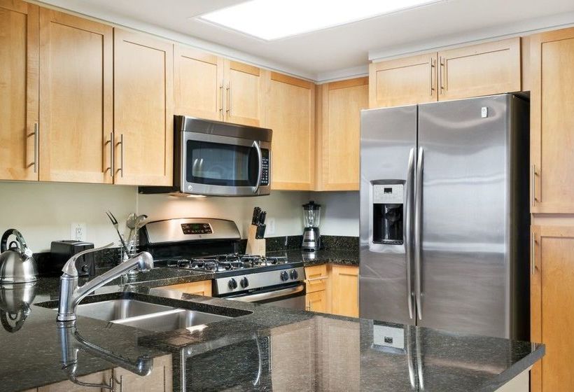 فندق Global Luxury Suites at Metropolitan South