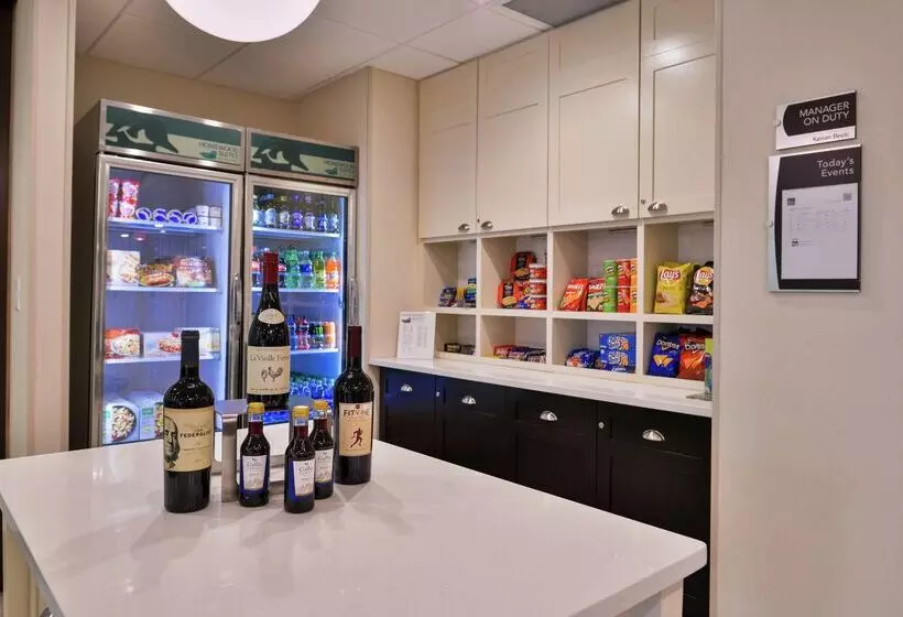 ホテル Homewood Suites By Hilton Des Moines Airport